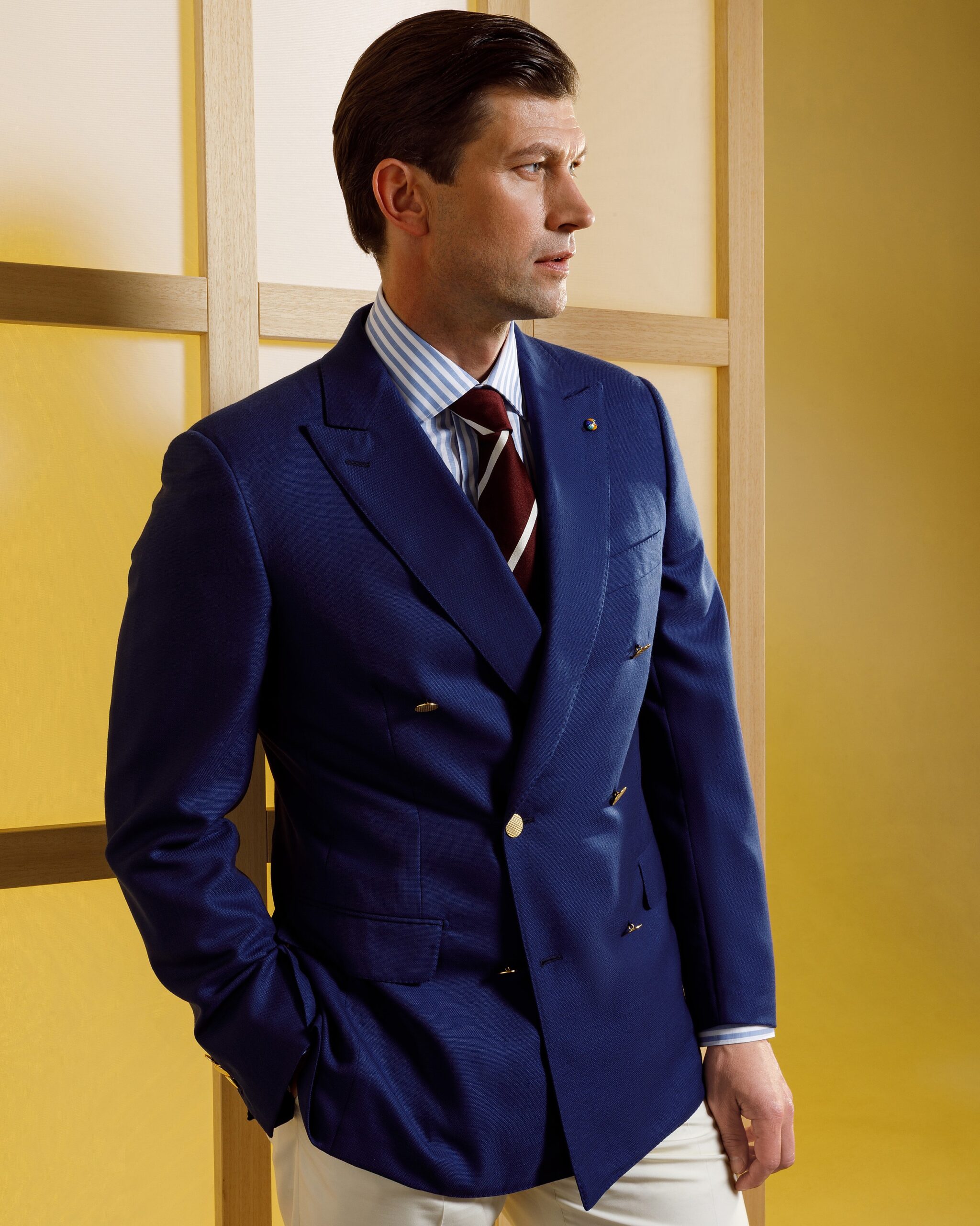 CEO, Giacca doppiopetto color blu royal in 100% lana